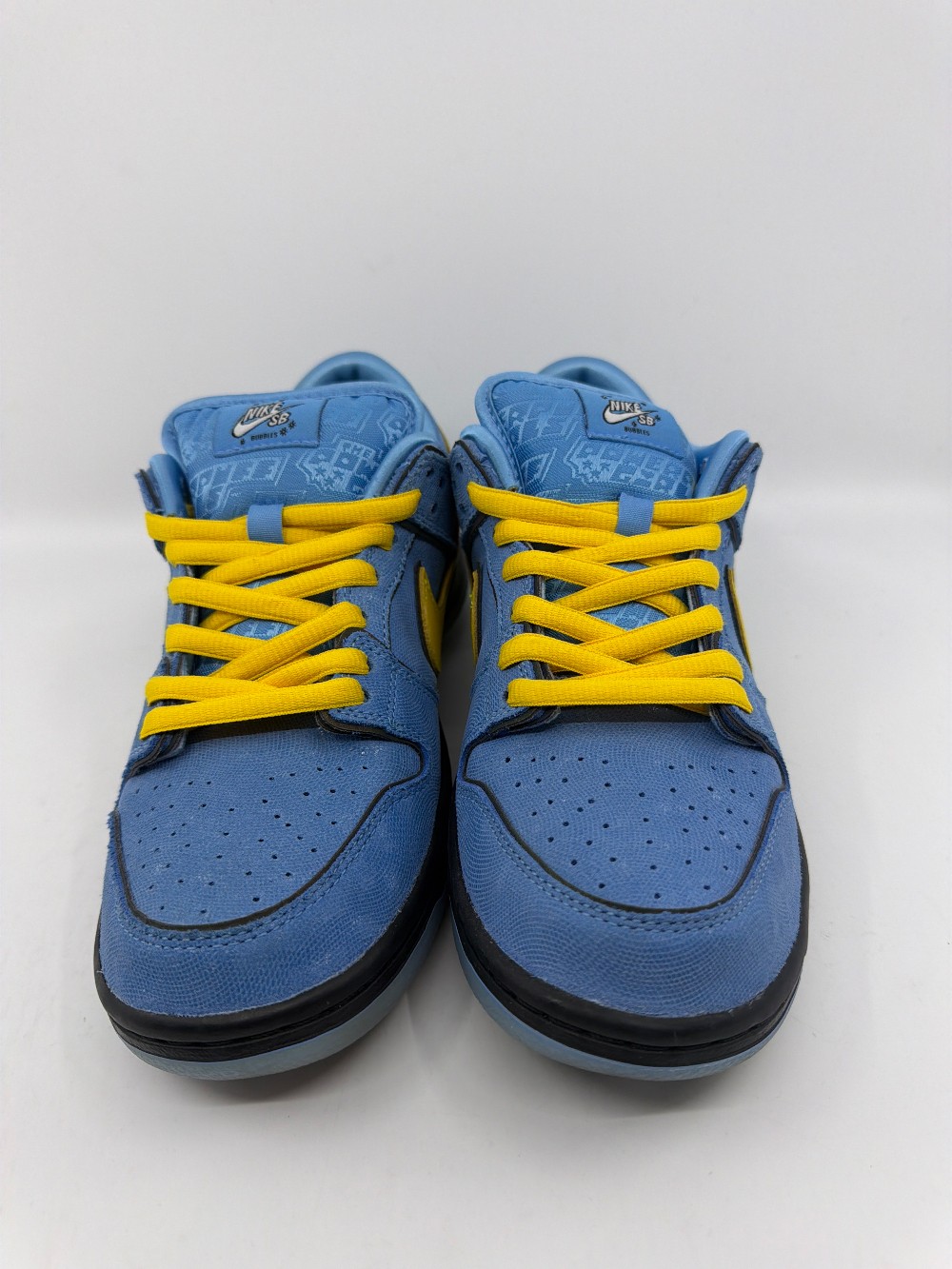 *USED* NIKE SB DUNK LOW - THE POWERPUFF GIRLS BUBBLES