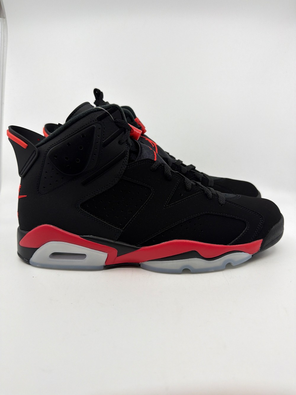 AJ 6 - INFRARED SALESMAN