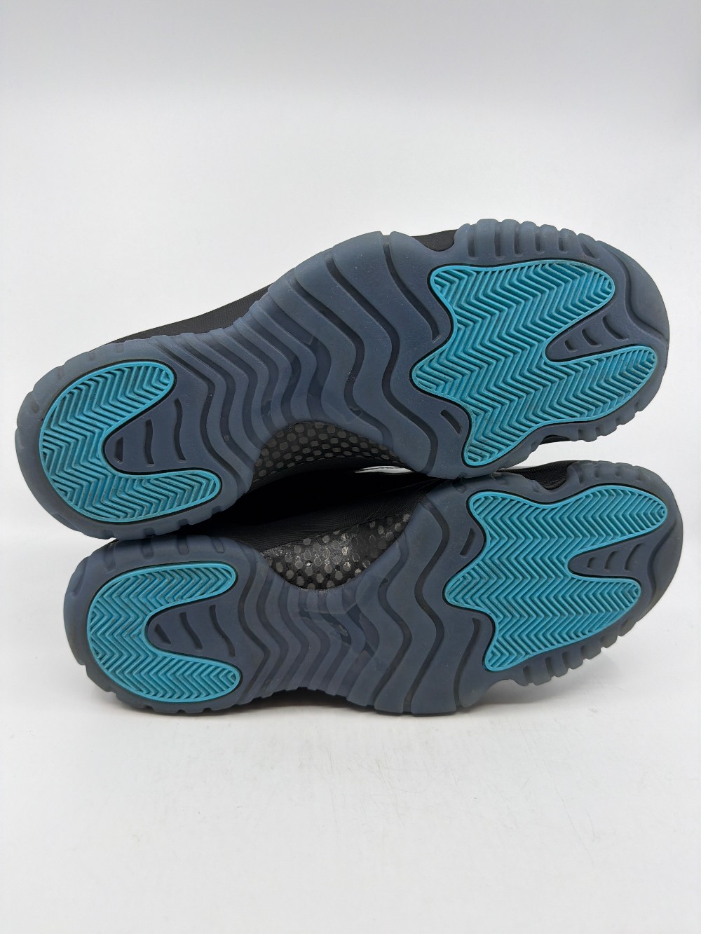*VNDS* AJ 11 - GAMMA BLUE (2025)