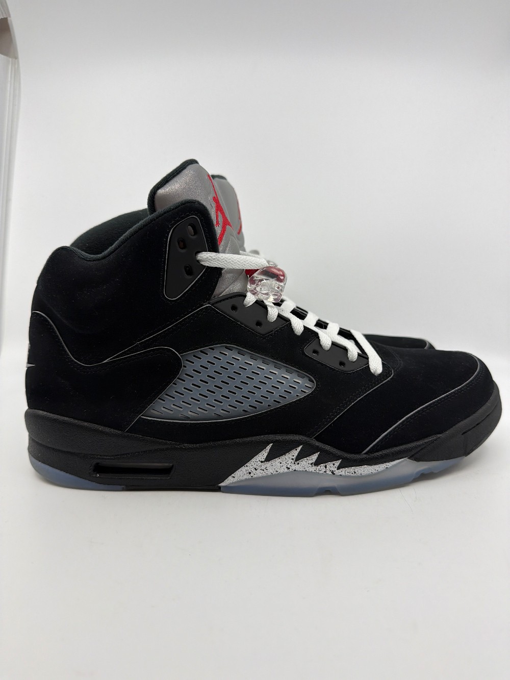 *VNDS* AJ 5 - BLACK METALLIC REIMAGINED (2025)
