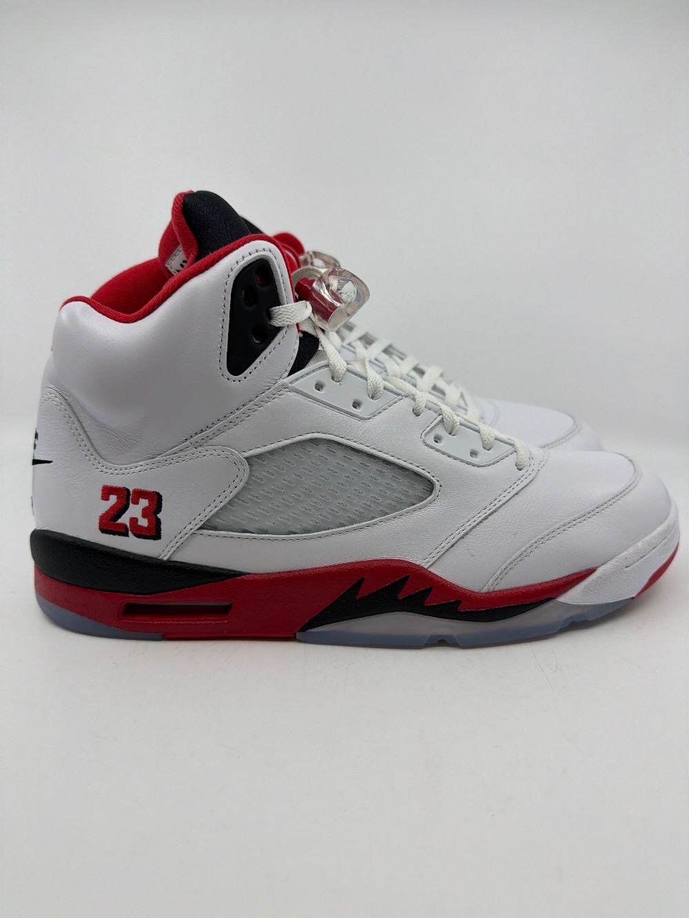 *VNDS* AJ 5 - FIRE RED BLACK TONGUE (2025)