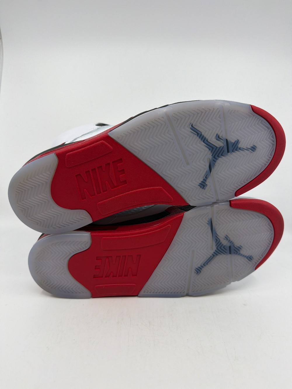 *VNDS* AJ 5 - FIRE RED BLACK TONGUE (2025)