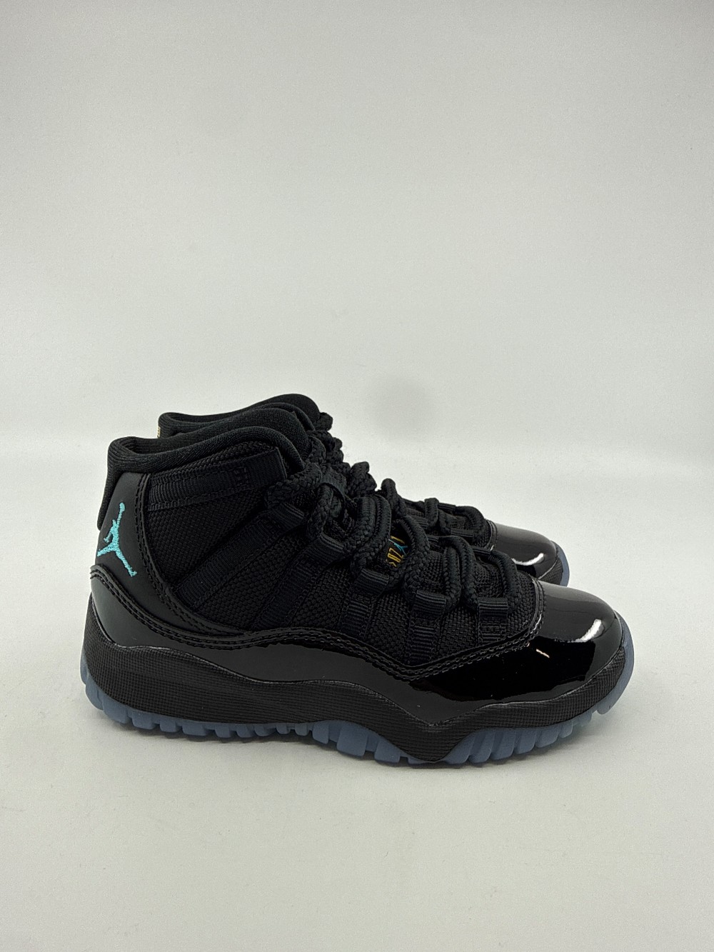 AJ 11 (PS) - GAMMA BLUE (2025)