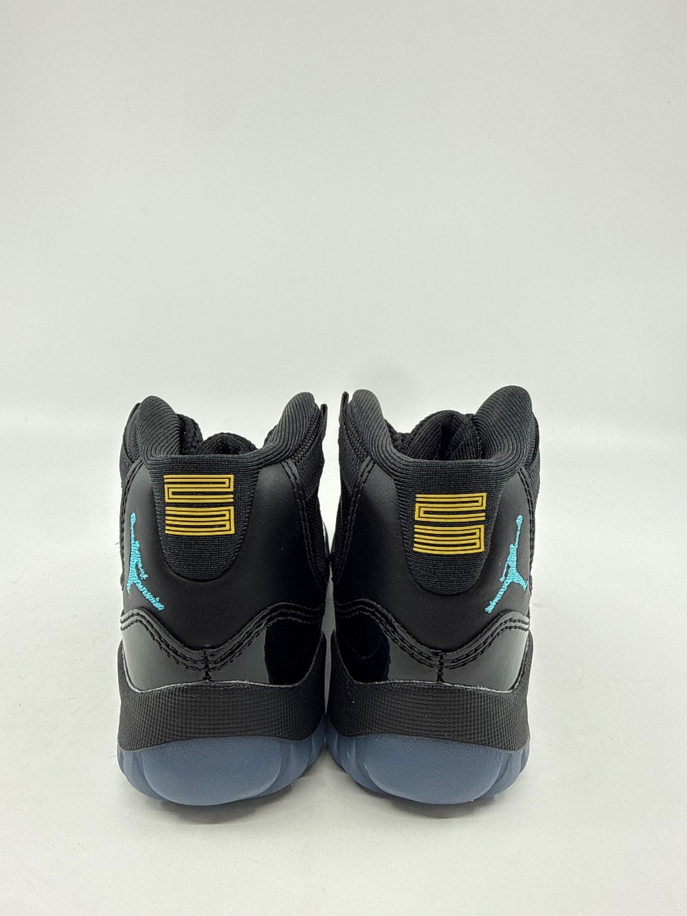 AJ 11 (PS) - GAMMA BLUE (2025)