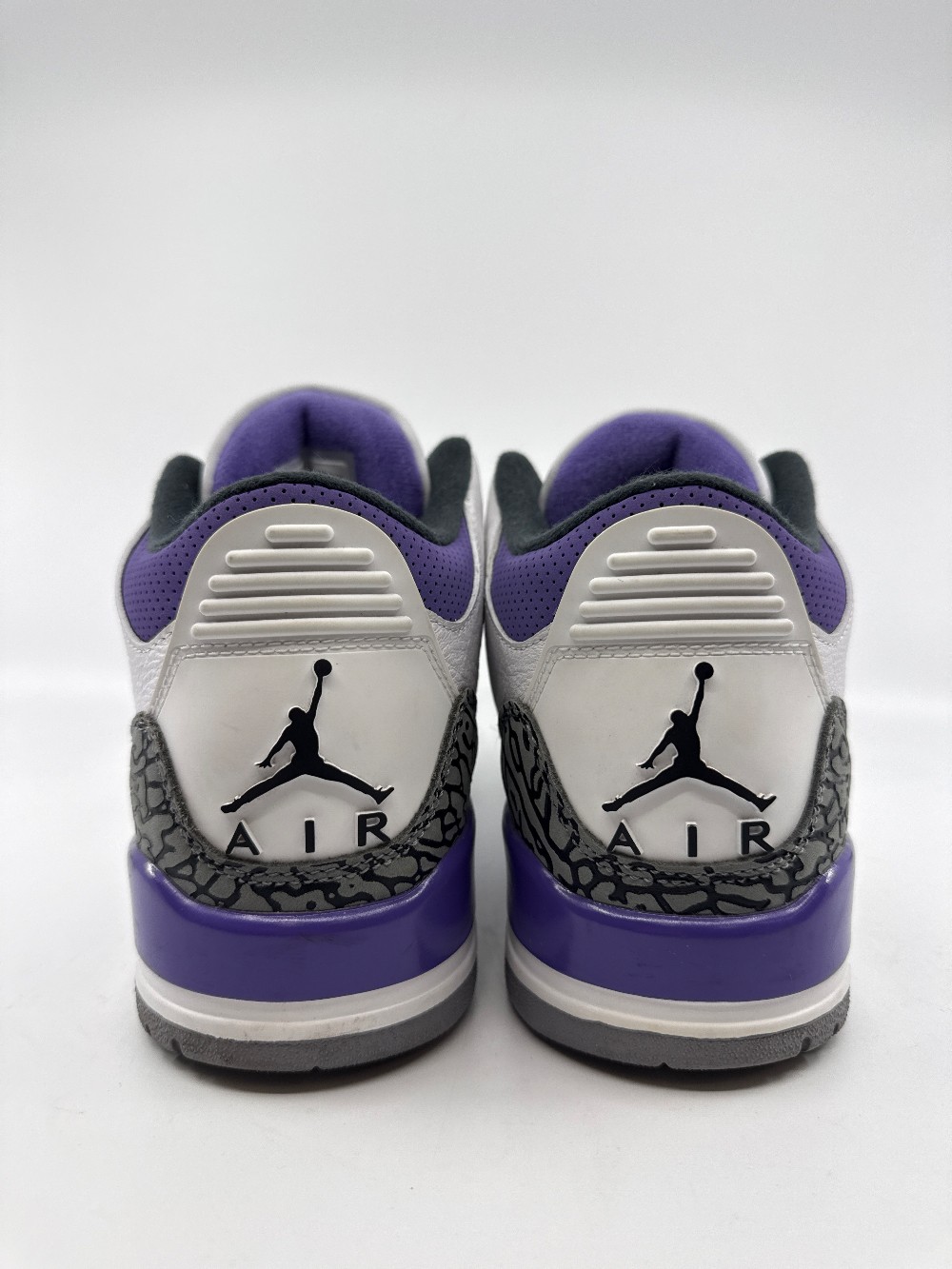 *USED/NO BOX* AJ 3 - DARK IRIS
