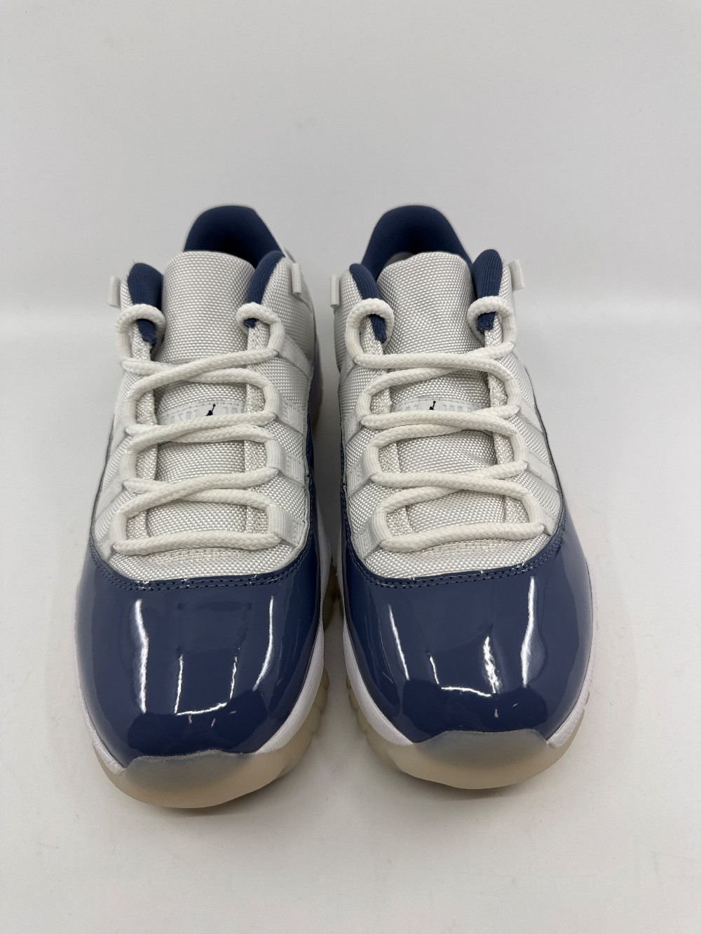 *VNDS* AJ 11 LOW - DIFFUSED BLUE