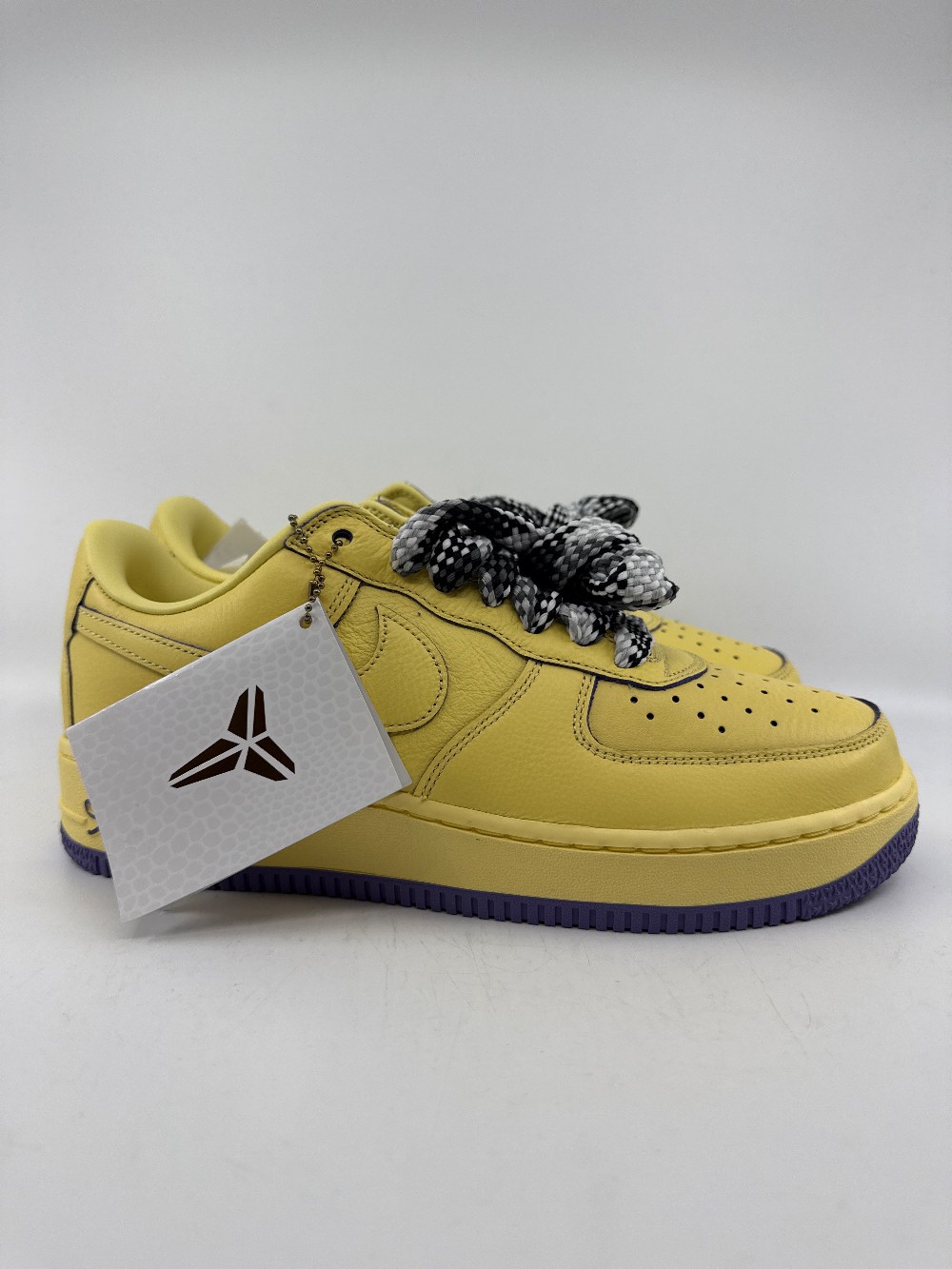 NIKE AIR FORCE 1 LOW - KOBE BRYANT MAMBA MENTALITY