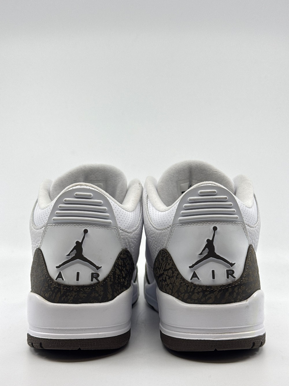 *USED/NO BOX* AJ 3 - MOCHA (2018)