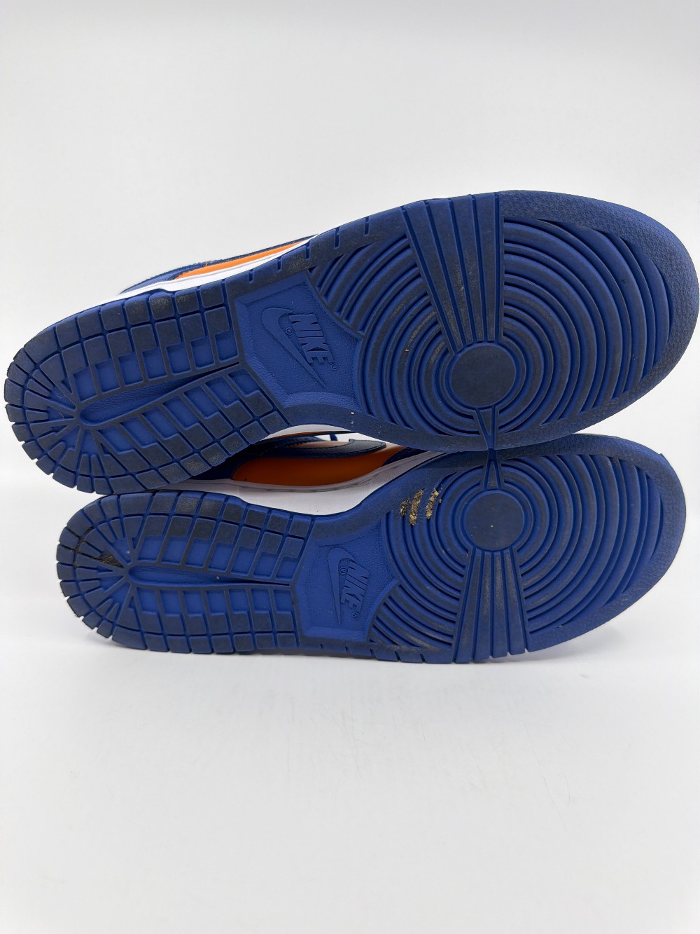 *USED* NIKE DUNK LOW - KNICKS