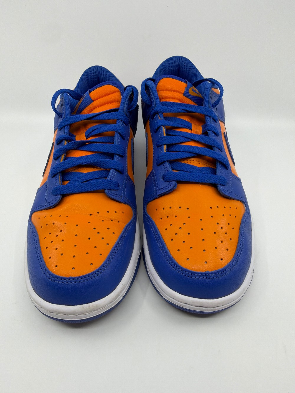 *USED* NIKE DUNK LOW - KNICKS