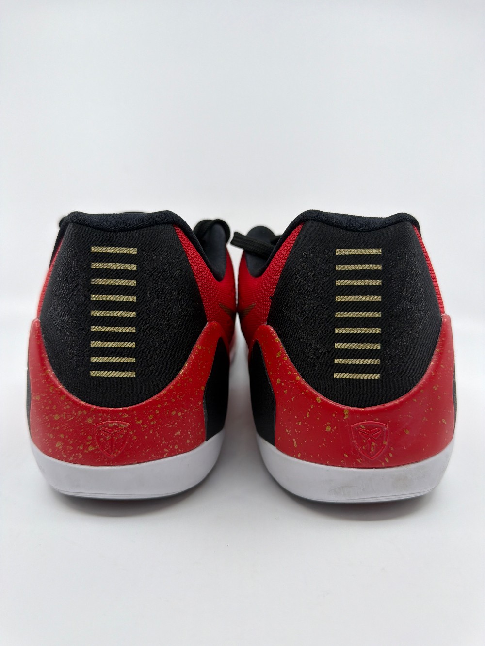 *USED* NIKE KOBE 9 EM LOW PROTRO - CHINA