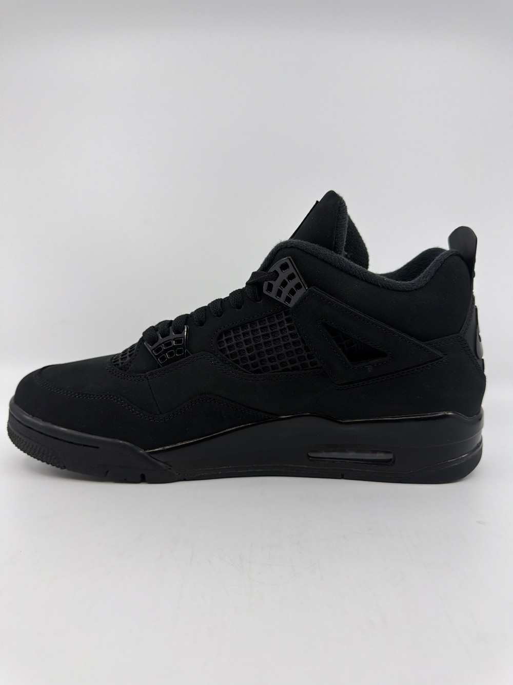 *USED* AJ 4 - BLACK CAT (2025)