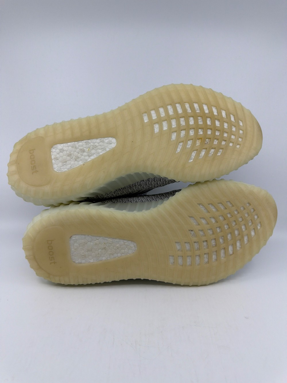 *USED* YEEZY 350 V2 - STATIC REFLECTIVE