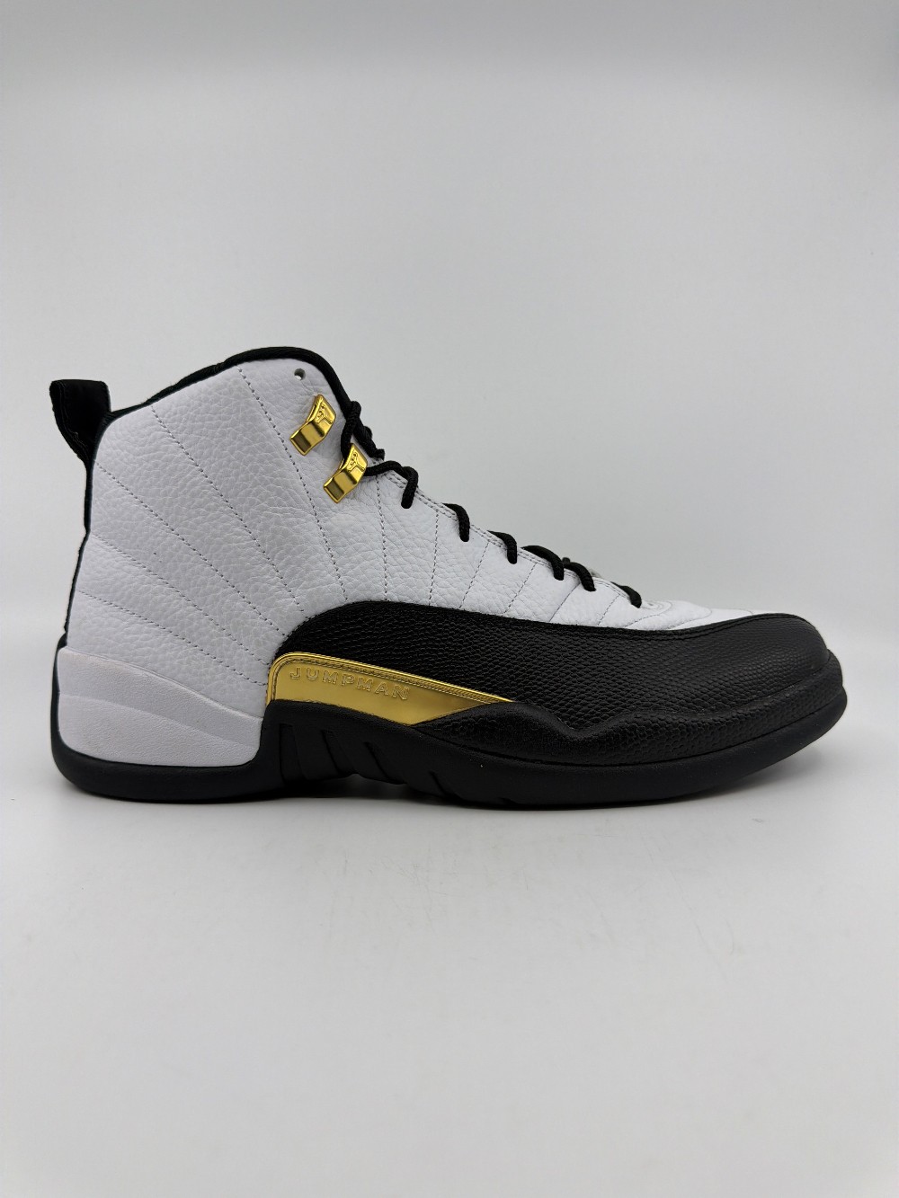 *USED/REP BOX* AJ 12 - TAXI (2025)