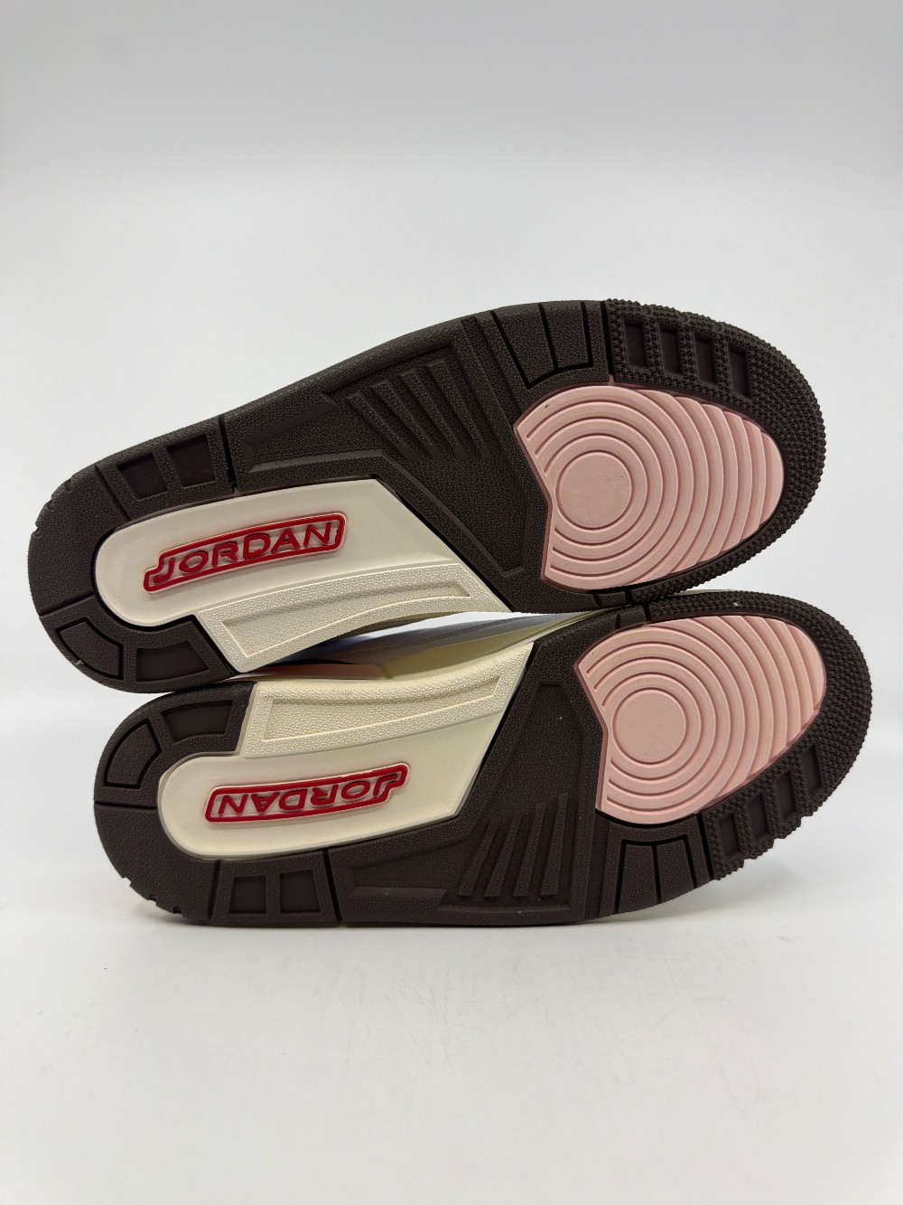 *USED* AJ 3 (W) - NEOPOLITAN