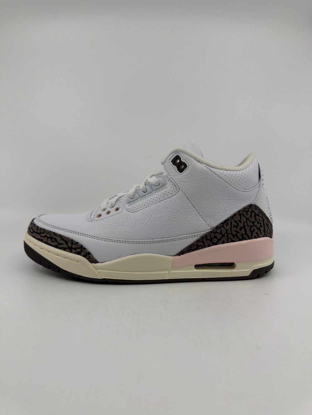 *USED* AJ 3 (W) - NEOPOLITAN