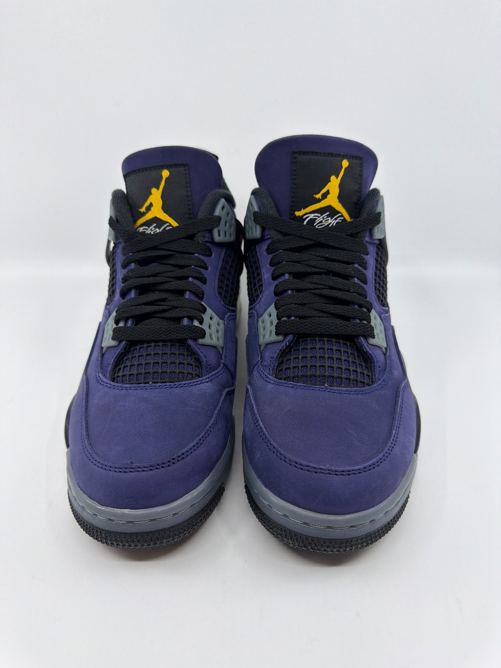 *USED* AJ 4 - LAKERS
