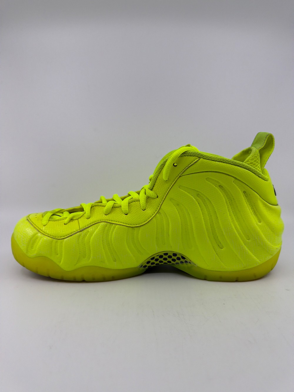*USED/REP BOX* NIKE AIR FOAMPOSITE PRO - VOLT (2021)