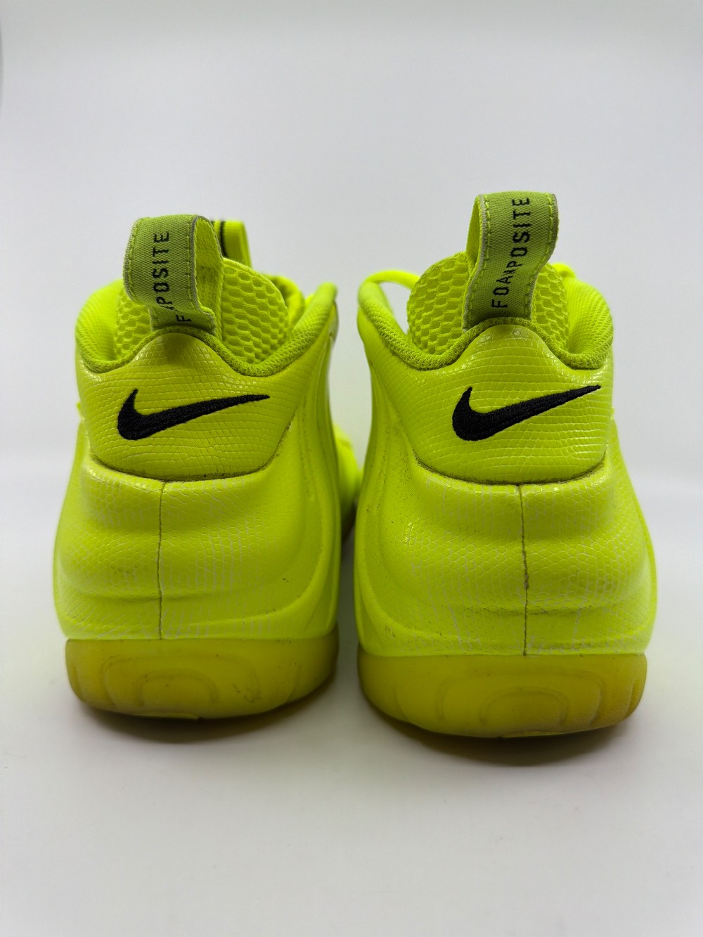 *USED/REP BOX* NIKE AIR FOAMPOSITE PRO - VOLT (2021)
