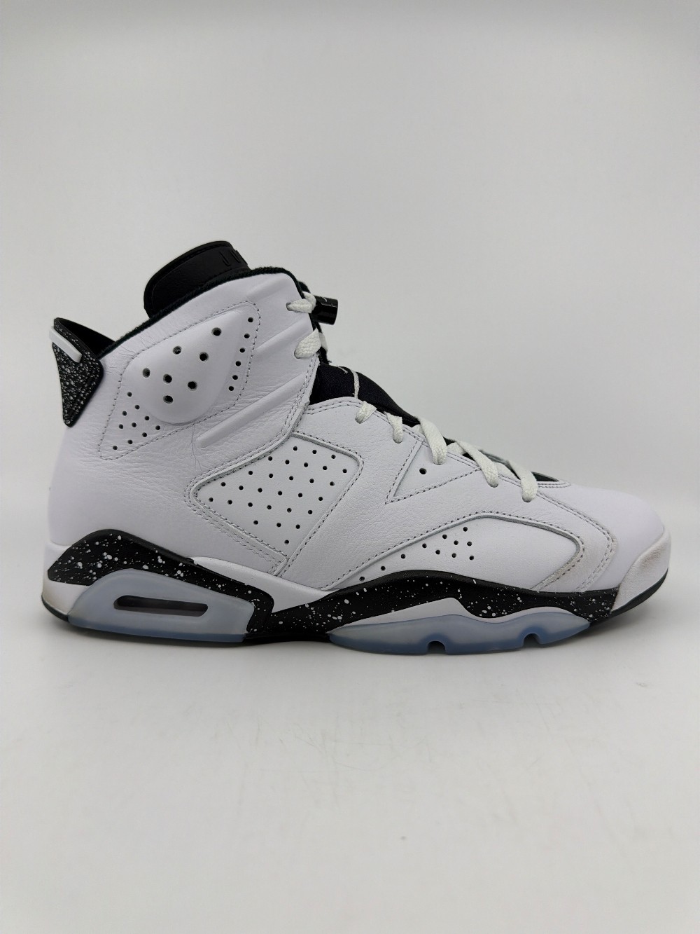 *USED/NO BOX* AJ 6 - REVERSE OREO