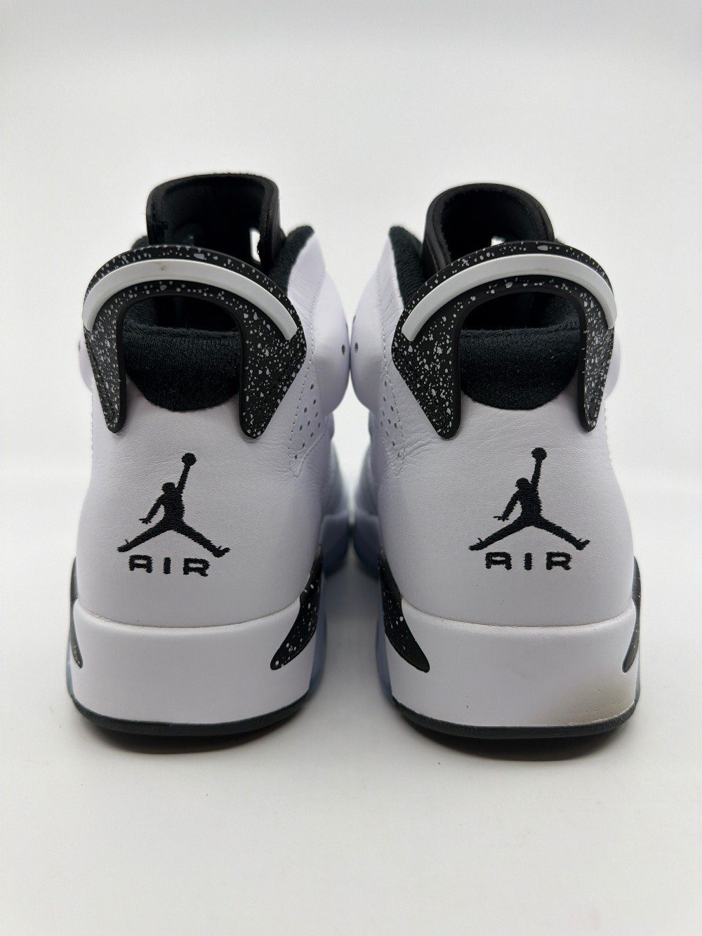 *USED/NO BOX* AJ 6 - REVERSE OREO