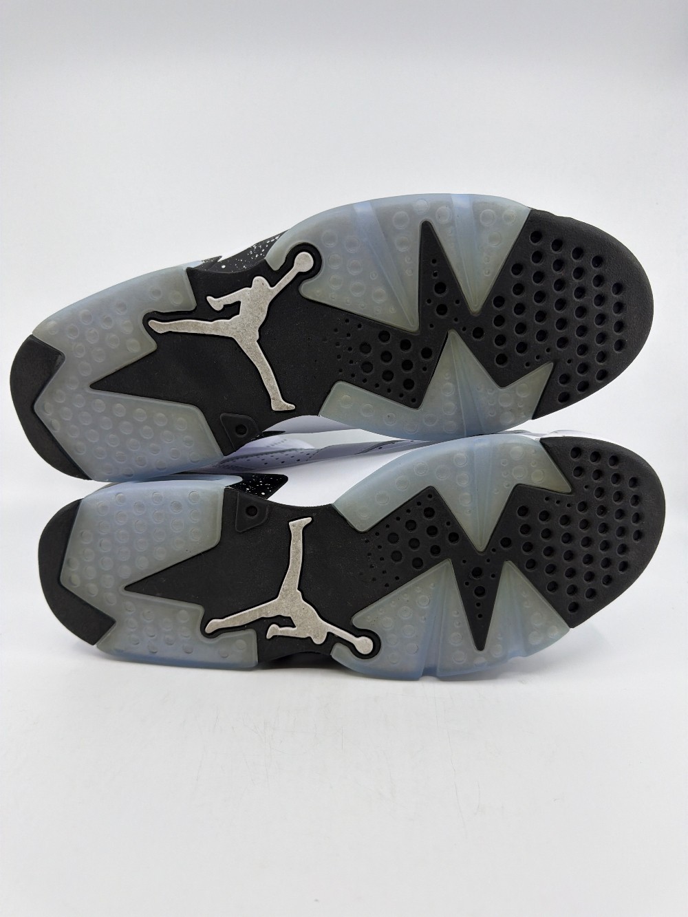 *USED/NO BOX* AJ 6 - REVERSE OREO