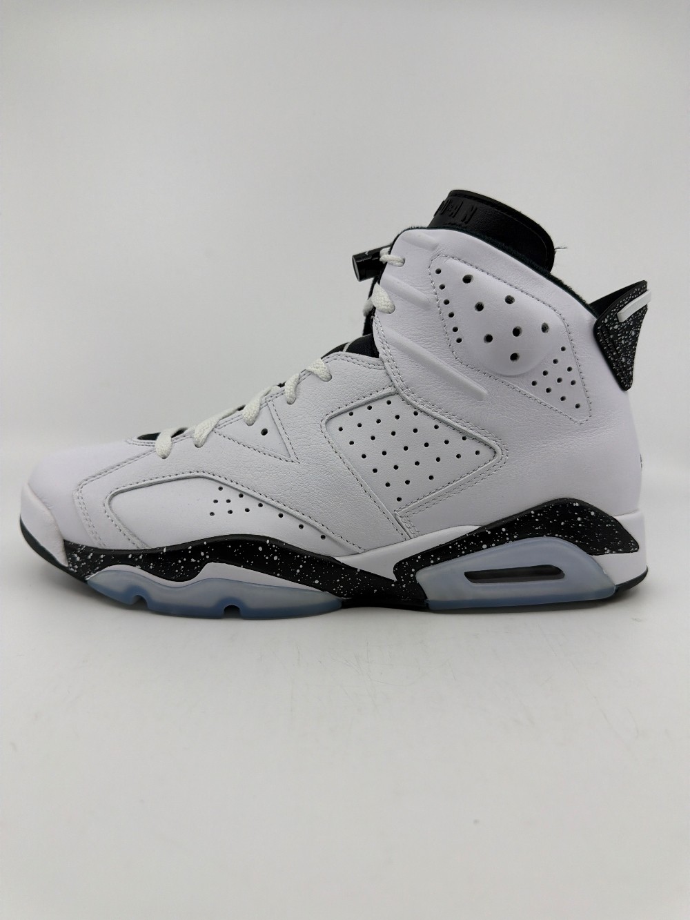 *USED/NO BOX* AJ 6 - REVERSE OREO