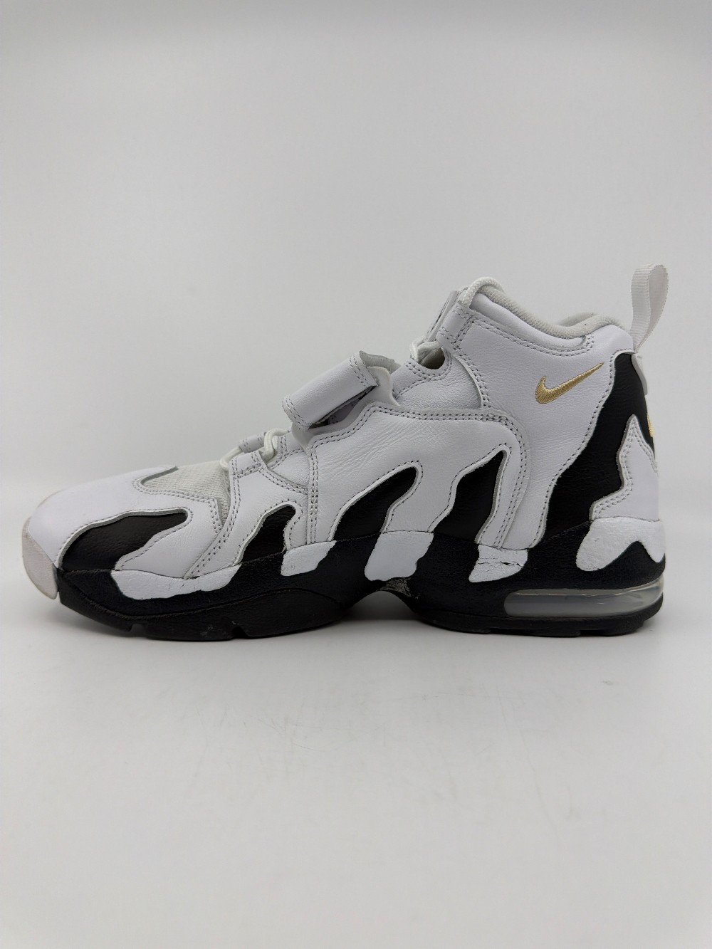 *USED/NO BOX* NIKE AIR DT MAX ‘96 - COLORADO AWAY WHITE BLACK