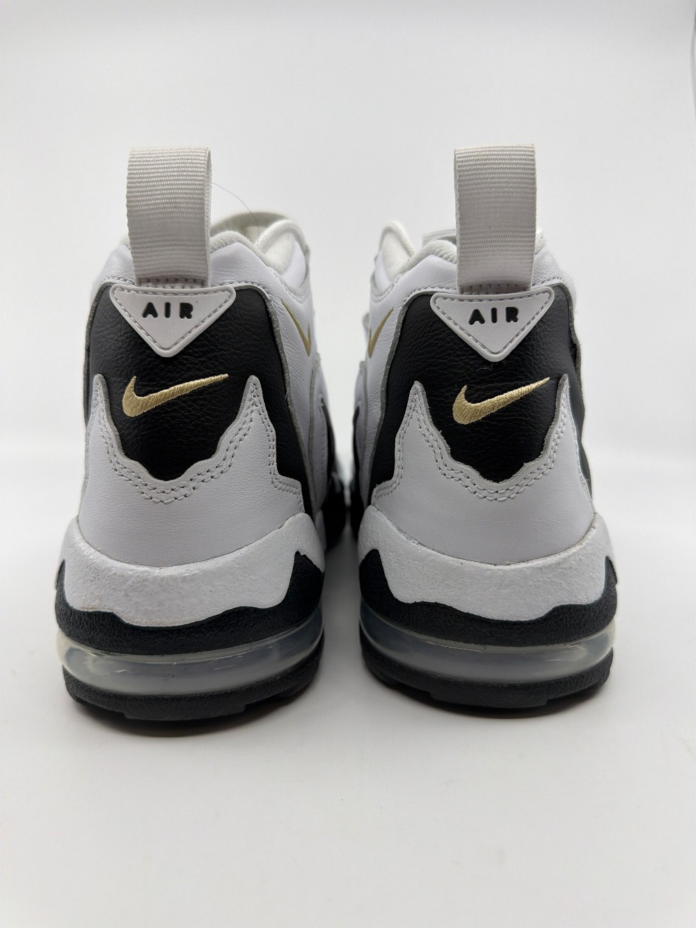 *USED/NO BOX* NIKE AIR DT MAX ‘96 - COLORADO AWAY WHITE BLACK