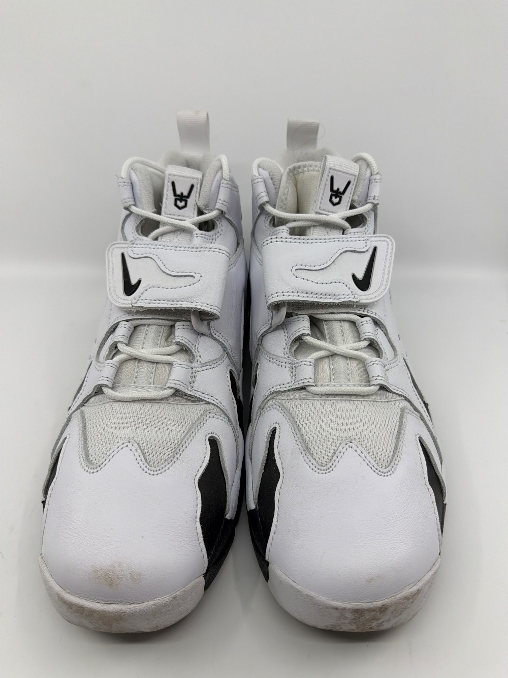 *USED/NO BOX* NIKE AIR DT MAX ‘96 - COLORADO AWAY WHITE BLACK