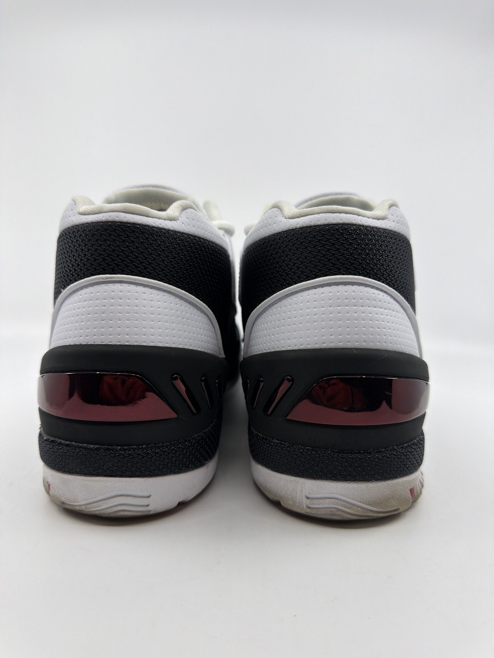 *USED/NO BOX* NIKE AIR ZOOL GENERATION RETRO - DEBUT (2023)