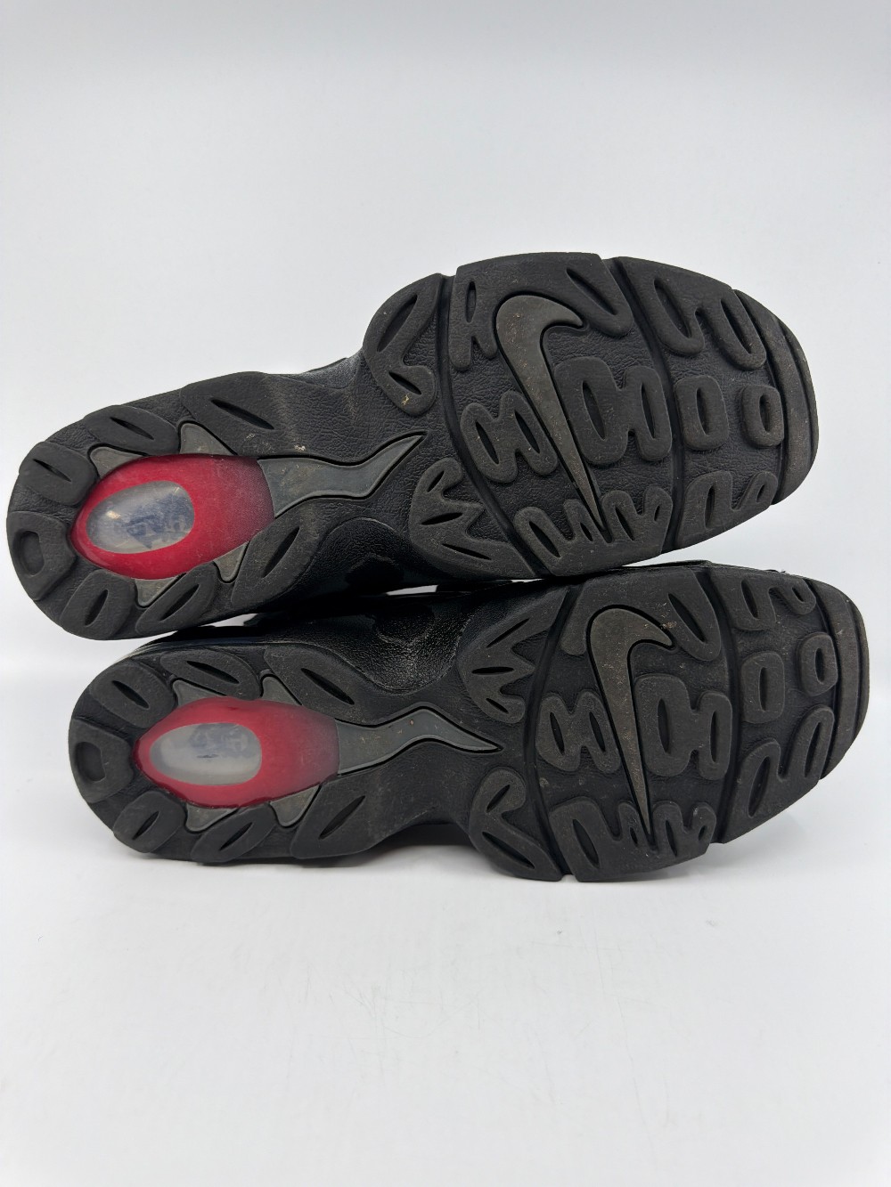 *USED/NO BOX* NIKE AIR DT MAX ‘96 - FALCONS