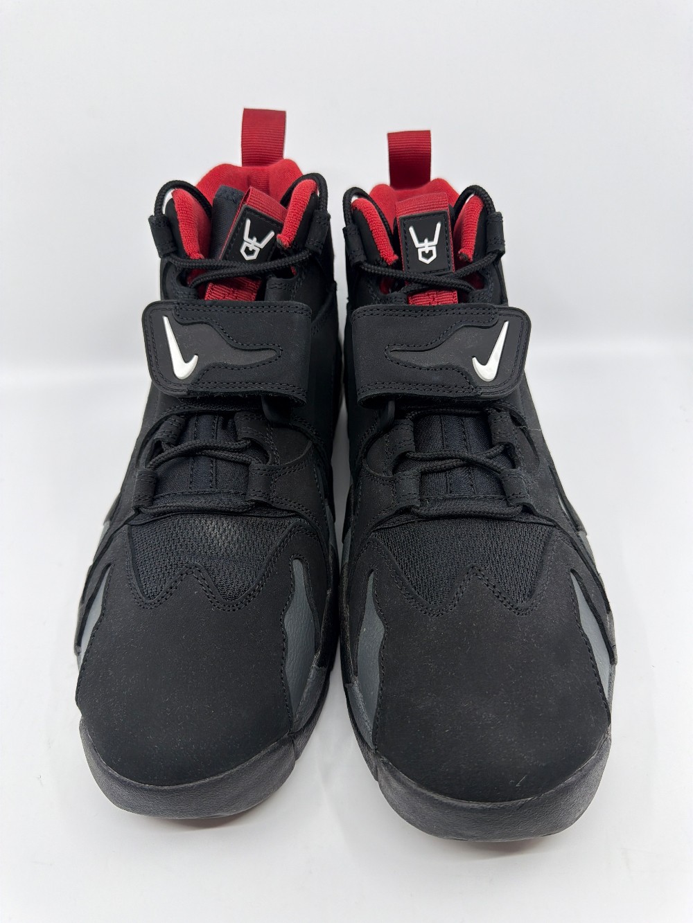 *USED/NO BOX* NIKE AIR DT MAX ‘96 - FALCONS