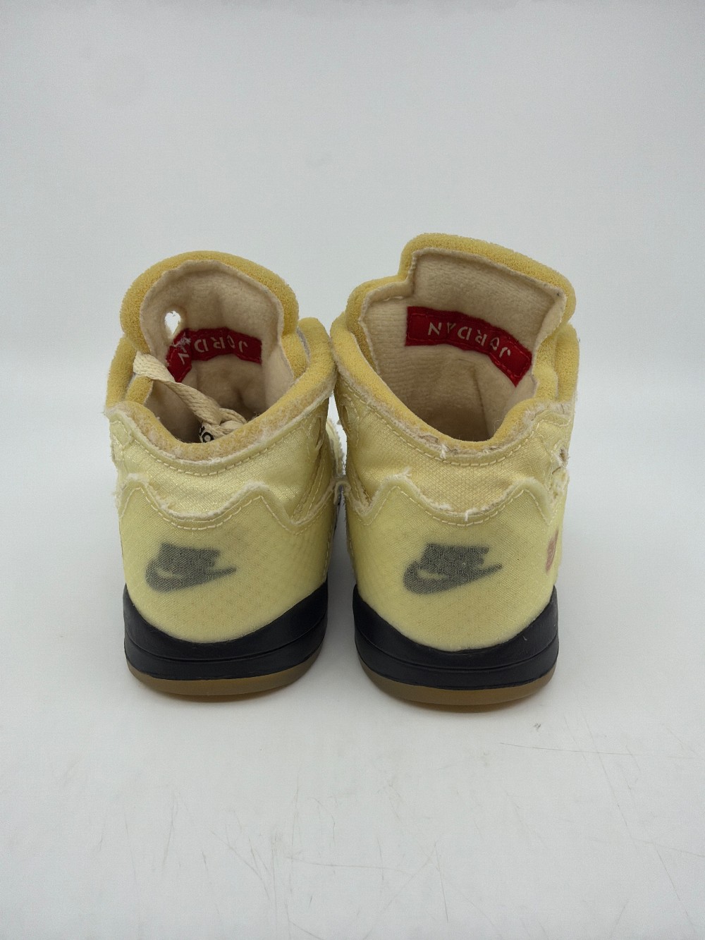 *USED* AJ 5 (TD) - OFF-WHITE SAIL
