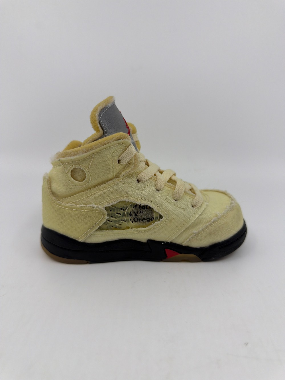 *USED* AJ 5 (TD) - OFF-WHITE SAIL