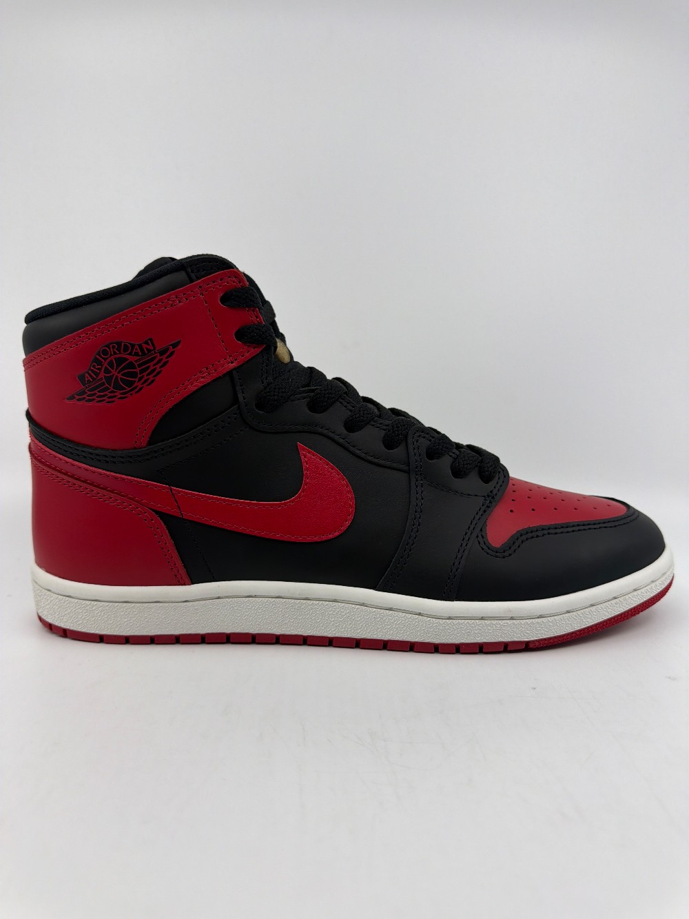 AJ 1 '85 - BRED (2025)