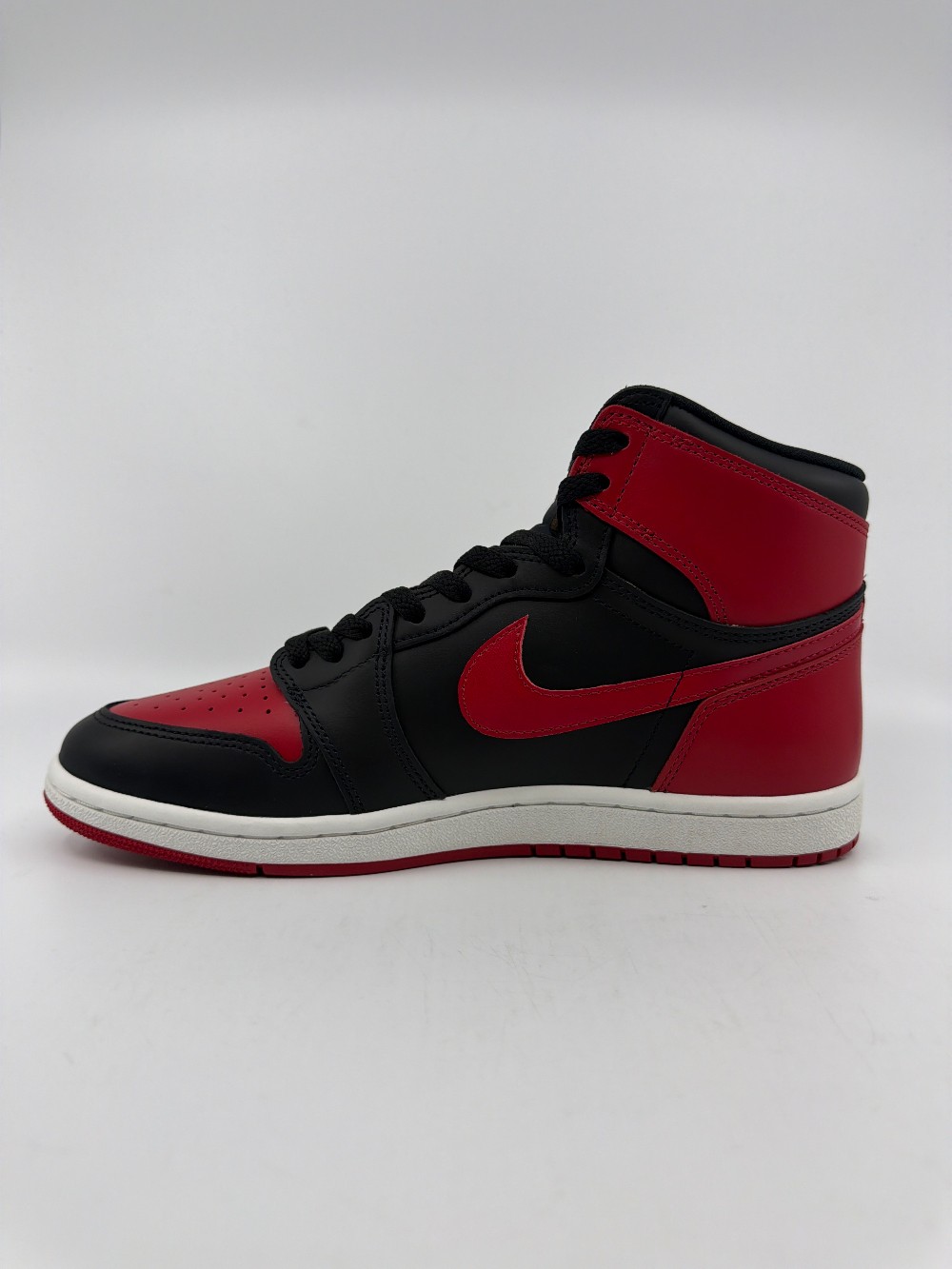 AJ 1 '85 - BRED (2025)