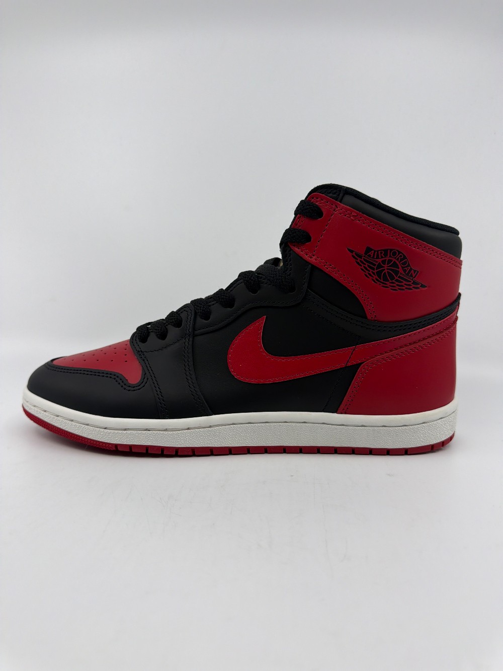 AJ 1 '85 - BRED (2025)