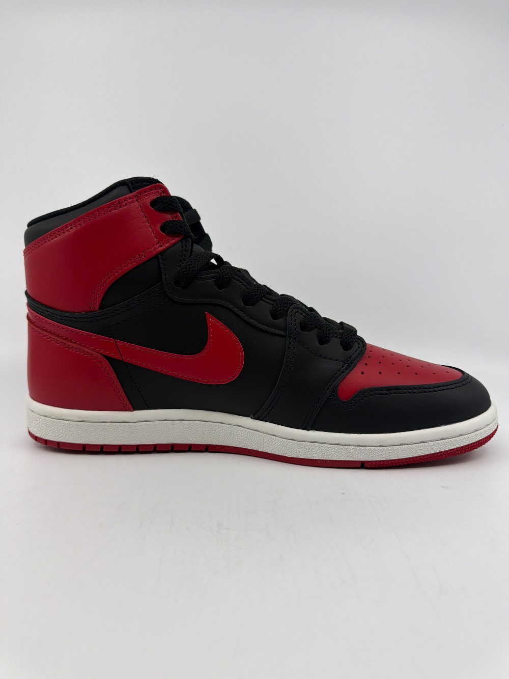 AJ 1 '85 - BRED (2025)