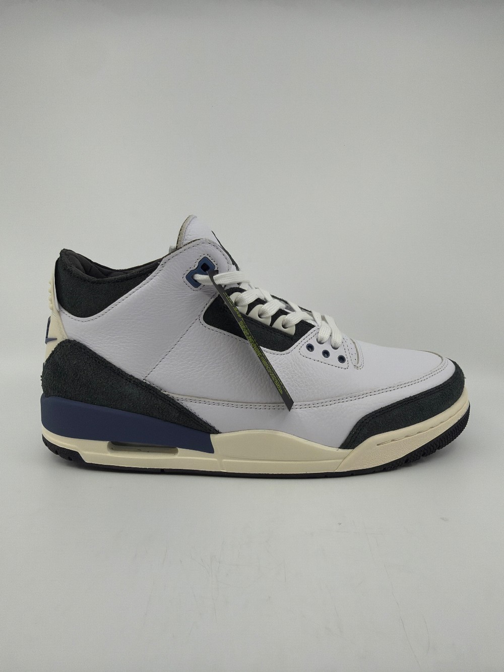 AJ 3 X A MA MANIERE - DIFFUSED BLUE