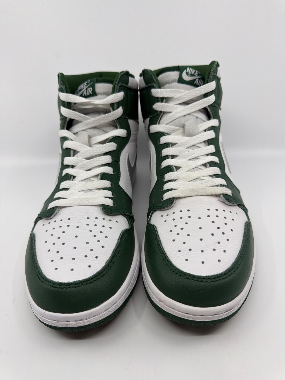 *USED* AJ 1 - GORGE GREEN