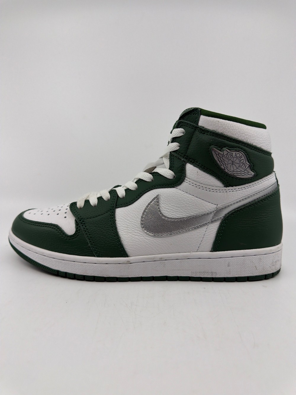 *USED* AJ 1 - GORGE GREEN