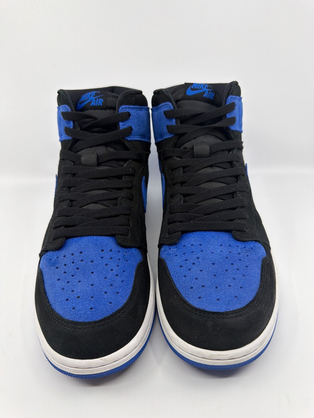 *USED* AJ 1 - ROYAL REIMAGINED