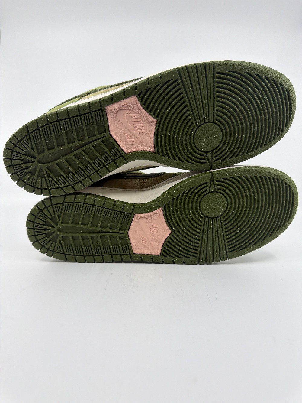 NIKE SB DUNK LOW - YUTO HORIGOME MATCHA
