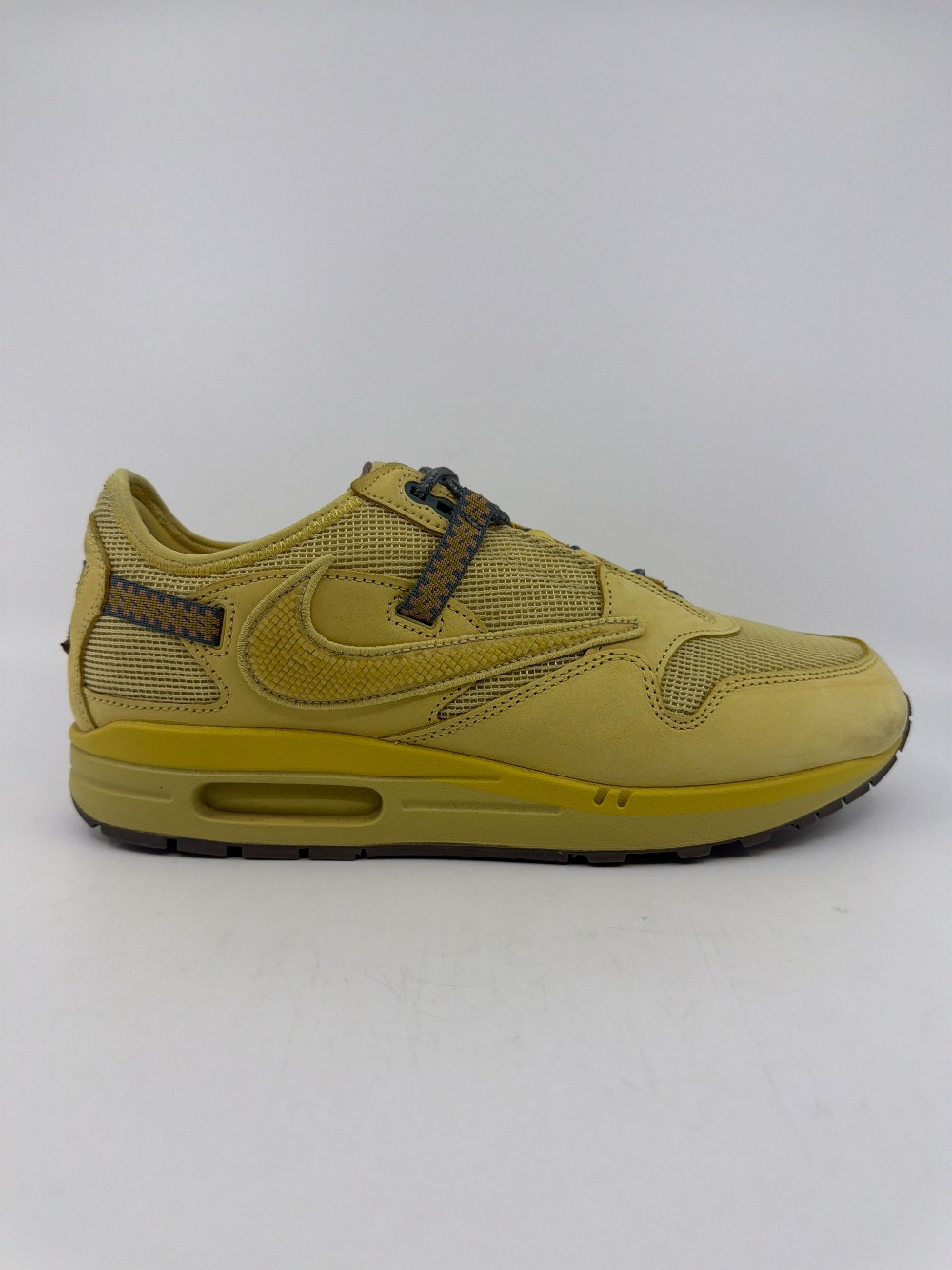 *USED* NIKE AIR MAX 1 X TRAVIS SCOTT - SATURN GOLD