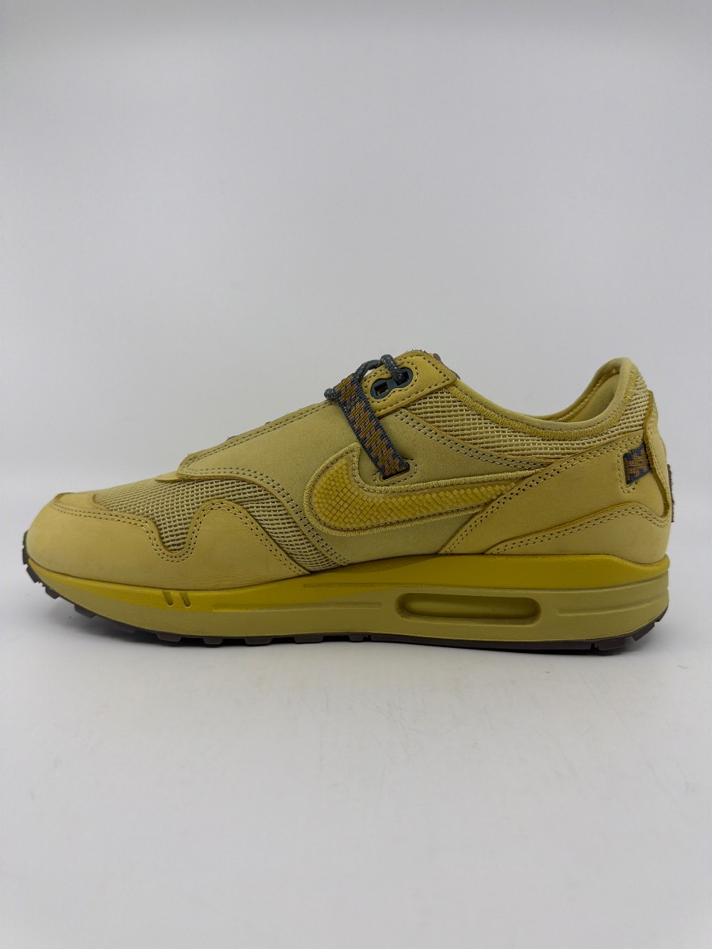 *USED* NIKE AIR MAX 1 X TRAVIS SCOTT - SATURN GOLD
