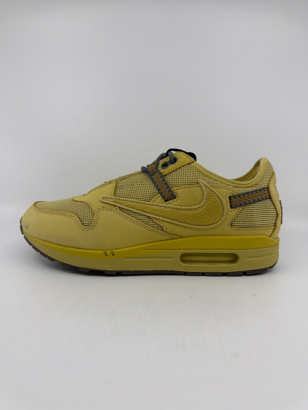 *USED* NIKE AIR MAX 1 X TRAVIS SCOTT - SATURN GOLD