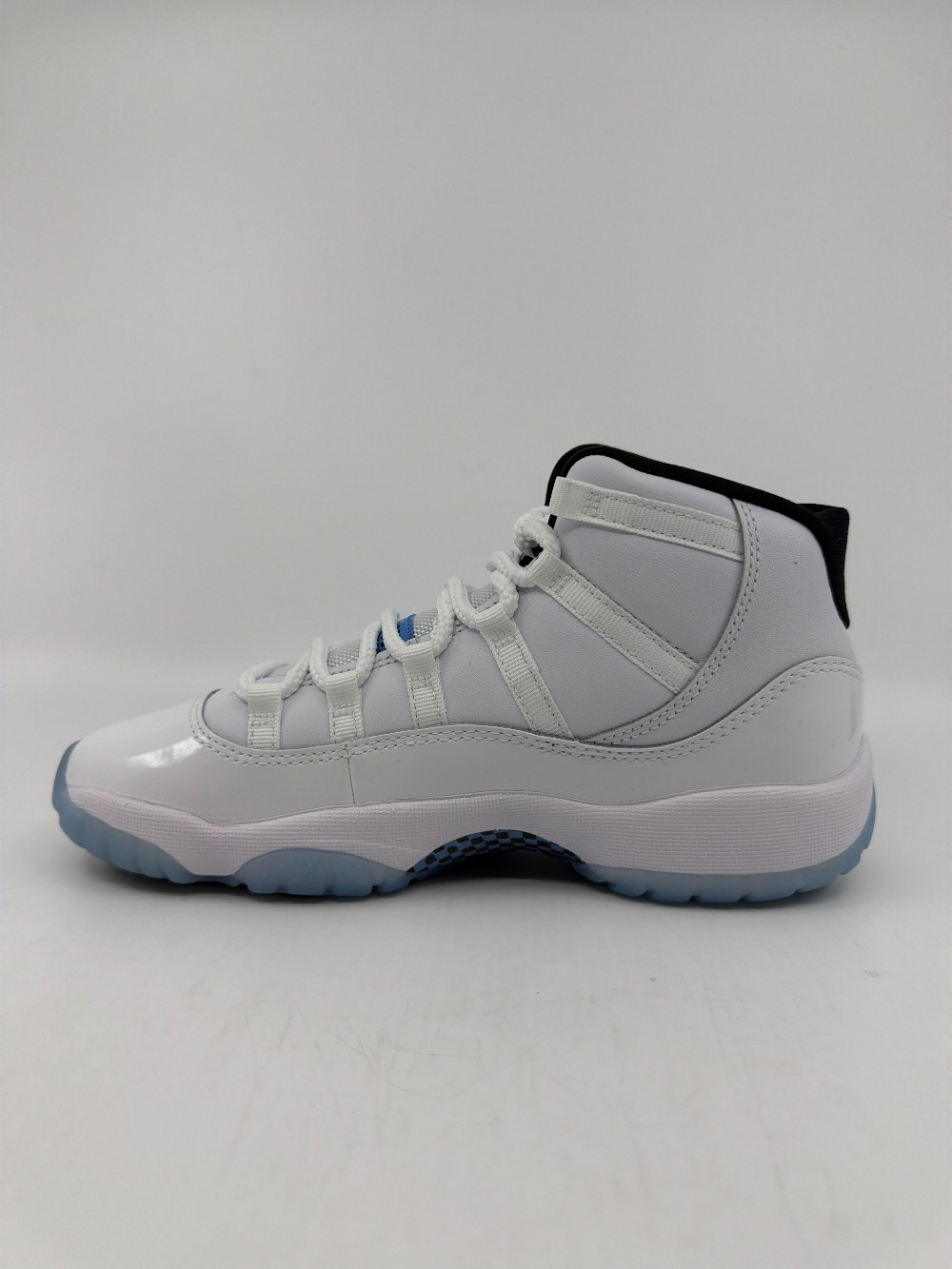 AJ 11 (GS) - LEGEND BLUE (2025)