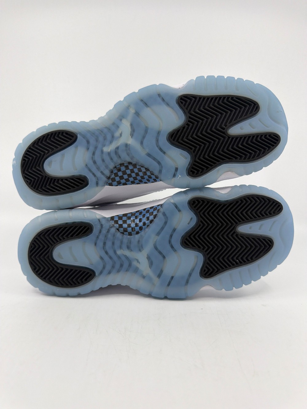 AJ 11 (GS) - LEGEND BLUE (2025)