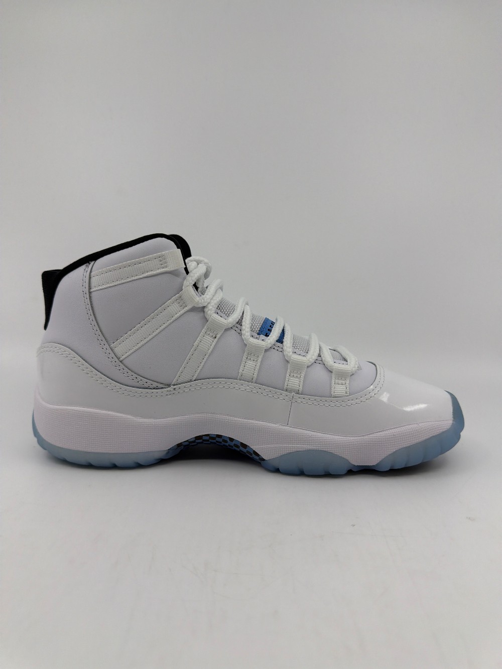 AJ 11 (GS) - LEGEND BLUE (2025)